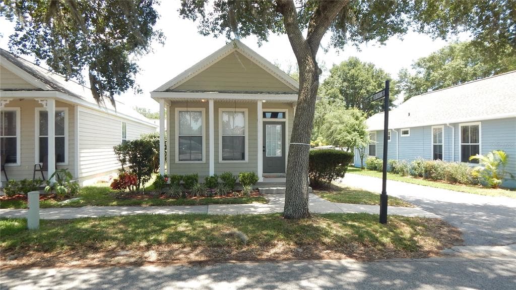 6228 ABBOTT STATION DRIVE ZEPHYRHILLS, FL 33542
