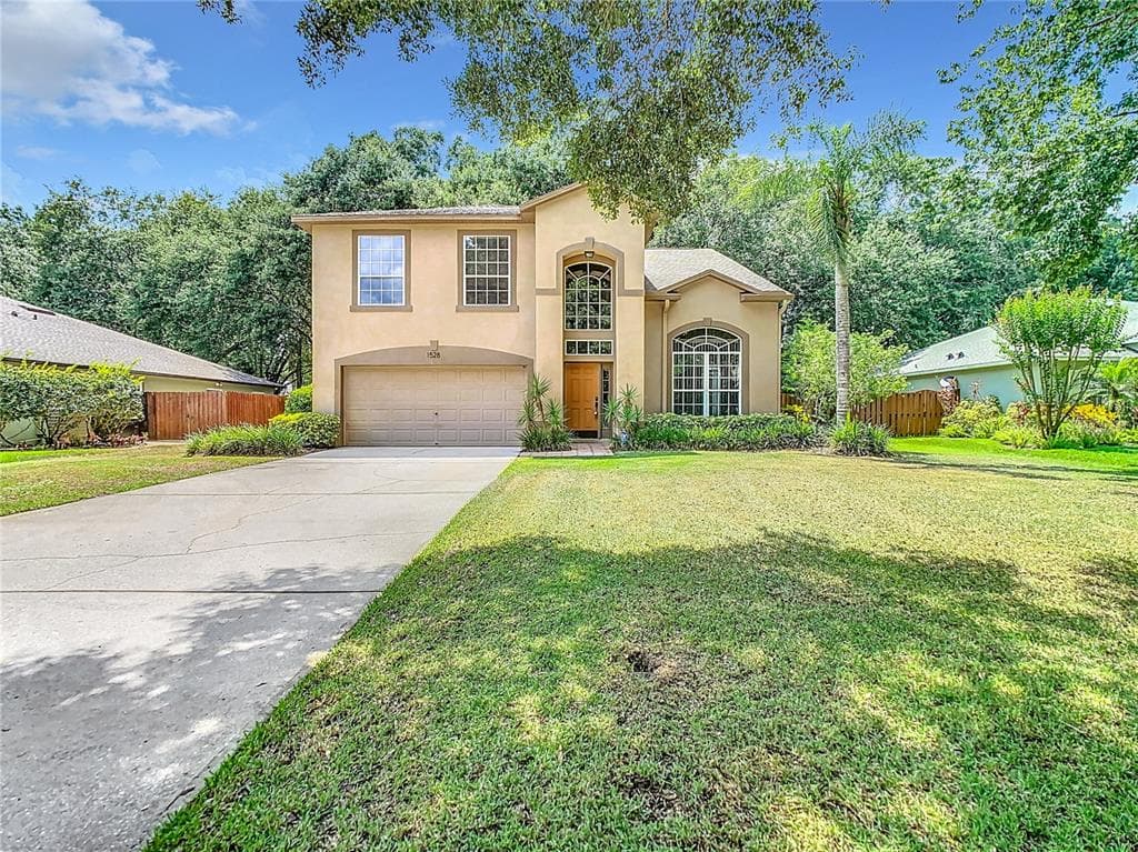 1528 MCCREA DRIVE LUTZ, FL 33549