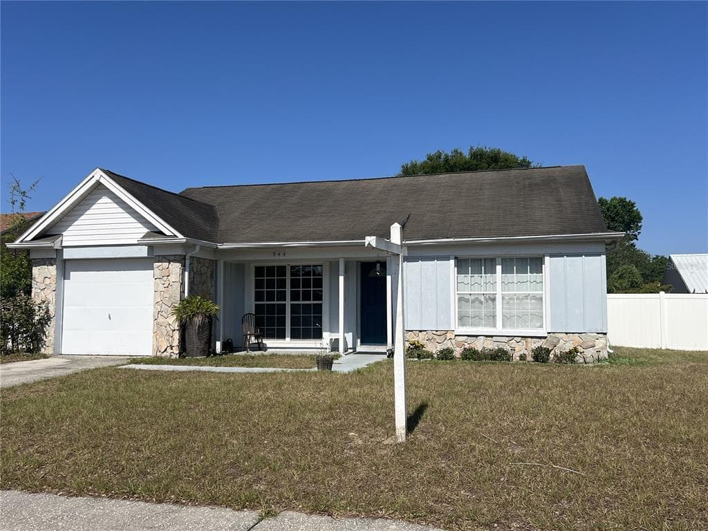 944 SUNRIDGE POINT DRIVE