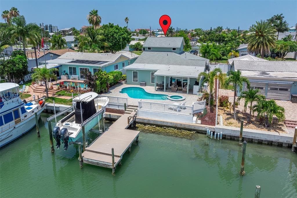 537 LILLIAN DRIVE MADEIRA BEACH, FL 33708