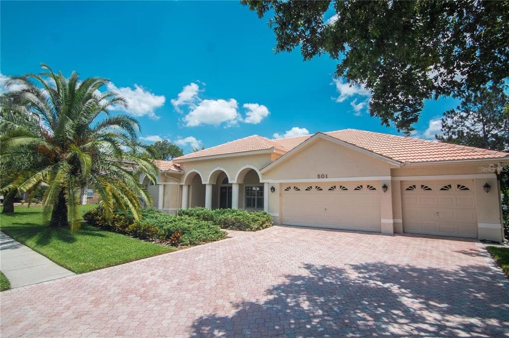 501 MANISHA PLACE TARPON SPRINGS, FL 34688