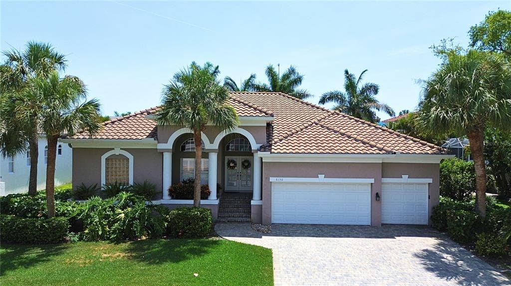 6130 PASADENA POINT BOULEVARD GULFPORT, FL 33707