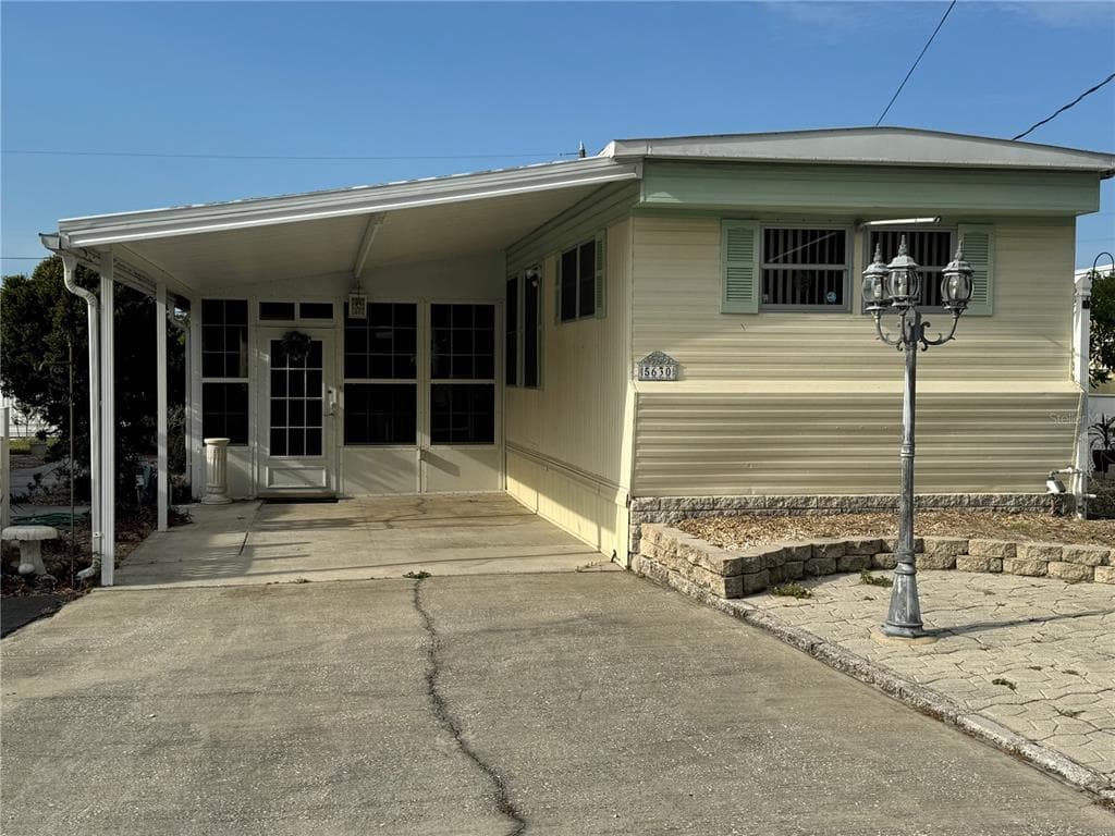 5630 LOUISIANA AVENUE NEW PORT RICHEY, FL 34652