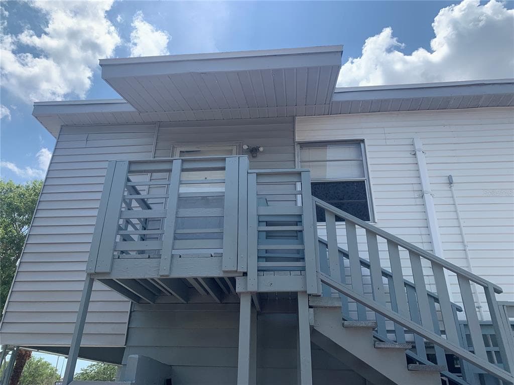 6375 19TH AVENUE N UNIT 1/2 ST PETERSBURG, FL 33710