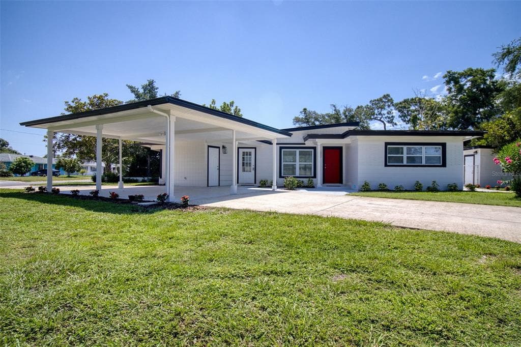 5670 10TH AVENUE N ST PETERSBURG, FL 33710