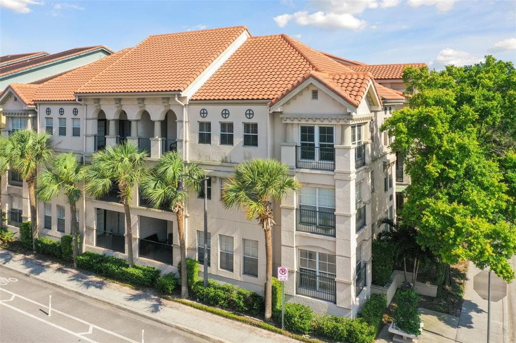 402 S ARMENIA AVENUE UNIT 139B TAMPA, FL 33609