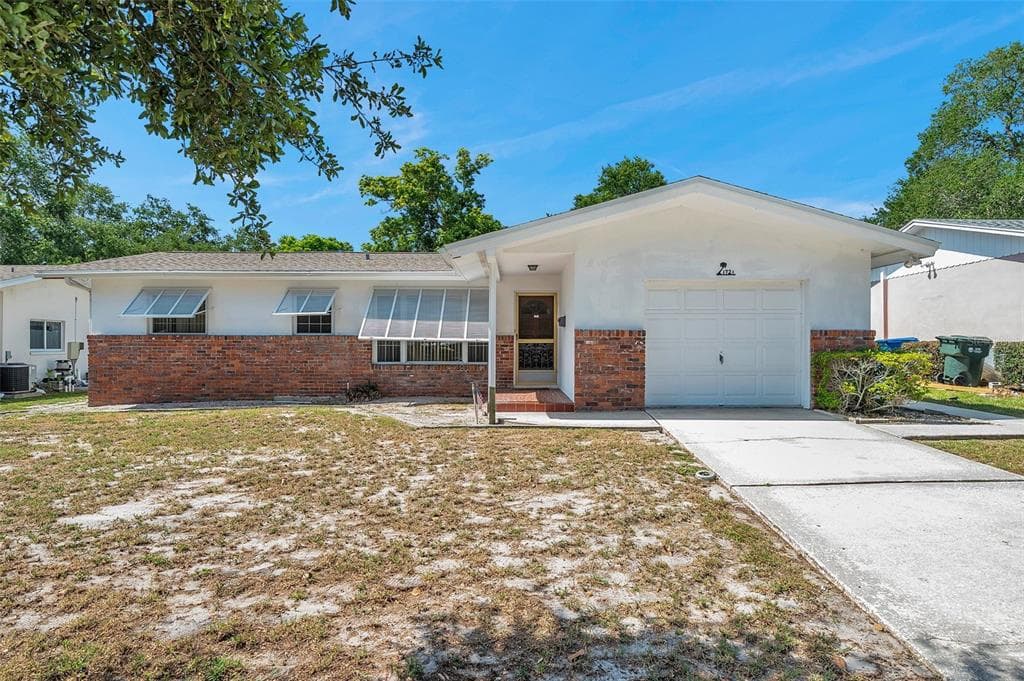 1721 NEVA DRIVE LARGO, FL 33770