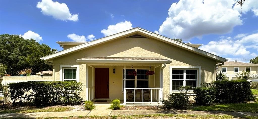 11801 FOXRUN LANE UNIT 11801 TEMPLE TERRACE, FL 33617