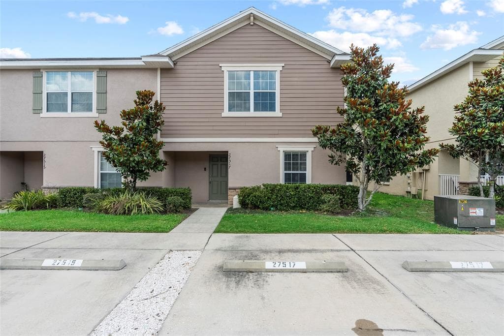 27517 DESERT WILLOW WAY WESLEY CHAPEL, FL 33544