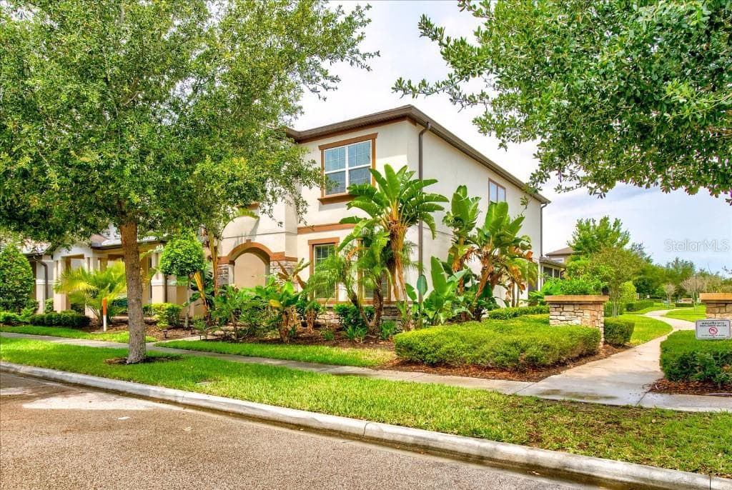 7160 ENCHANTED LAKE DRIVE WINTER GARDEN, FL 34787