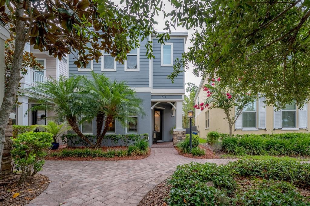 319 VISTA CRUISER LANE OLDSMAR, FL 34677