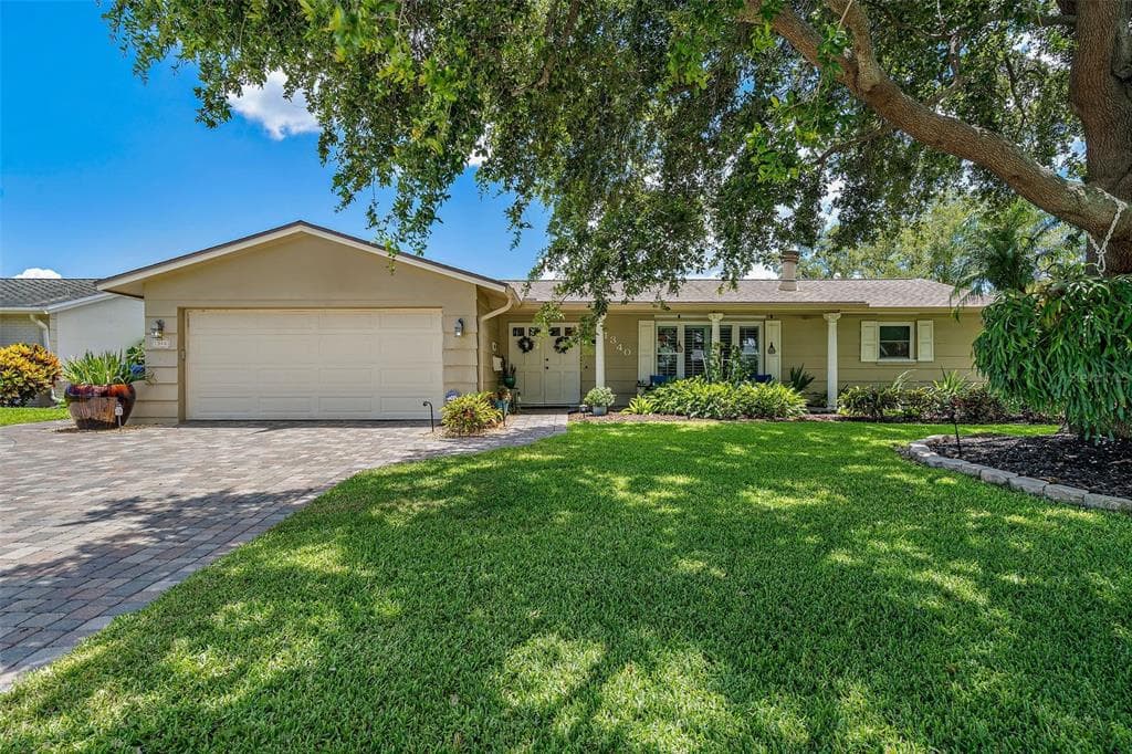 1340 50TH AVENUE NE ST PETERSBURG, FL 33703