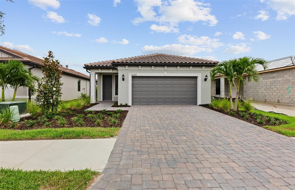 6268 FISH EAGLE COURT NOKOMIS, FL 34275