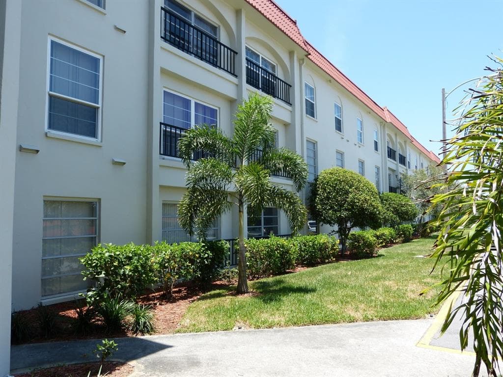 2700 BAYSHORE BOULEVARD UNIT 4101 DUNEDIN, FL 34698