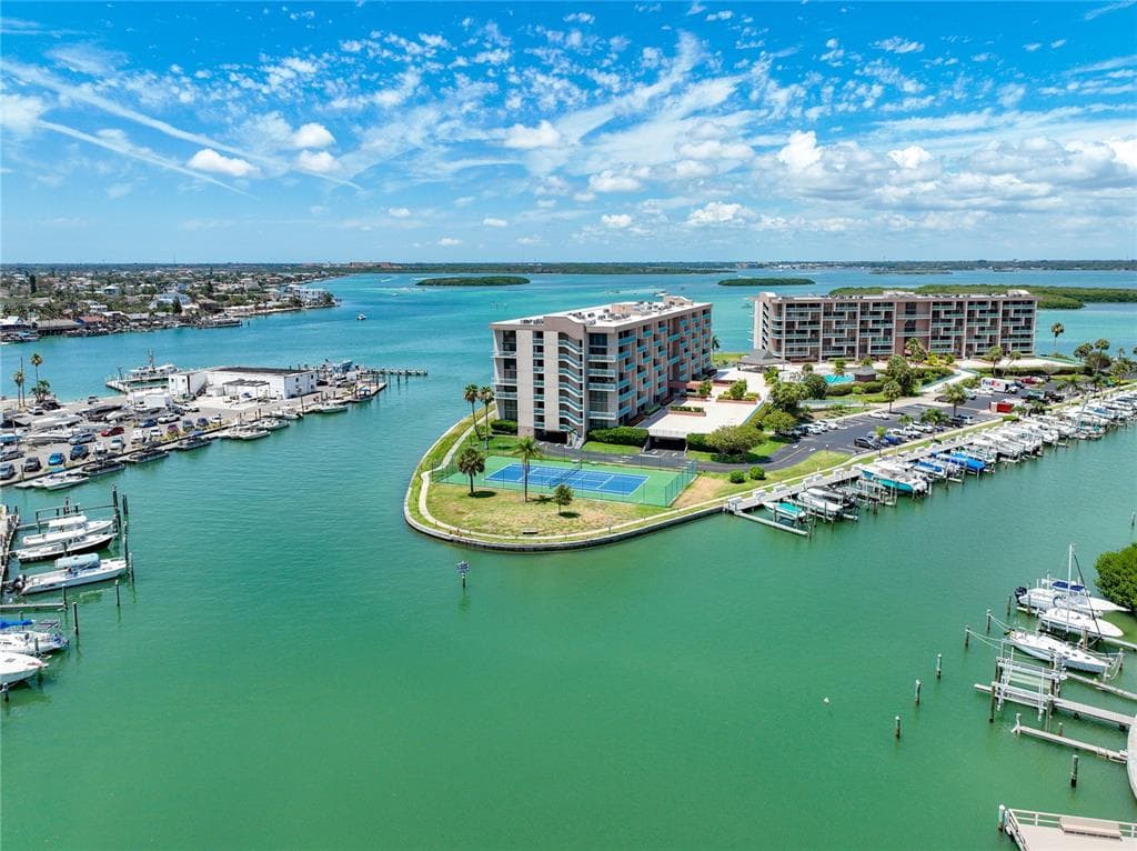 1 KEY CAPRI UNIT 601W TREASURE ISLAND, FL 33706