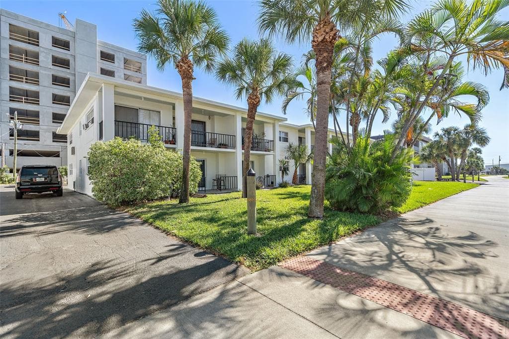 4420 37TH STREET S UNIT 1-10