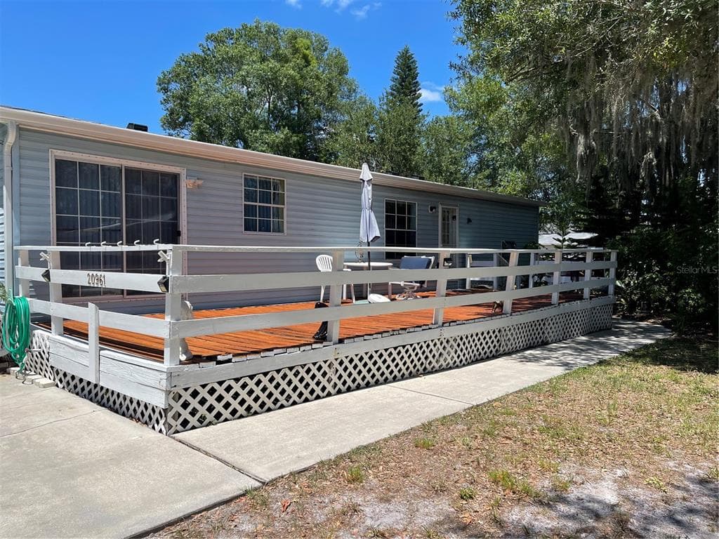 20961 LITTLE MAGENS LOOP LUTZ, FL 33558