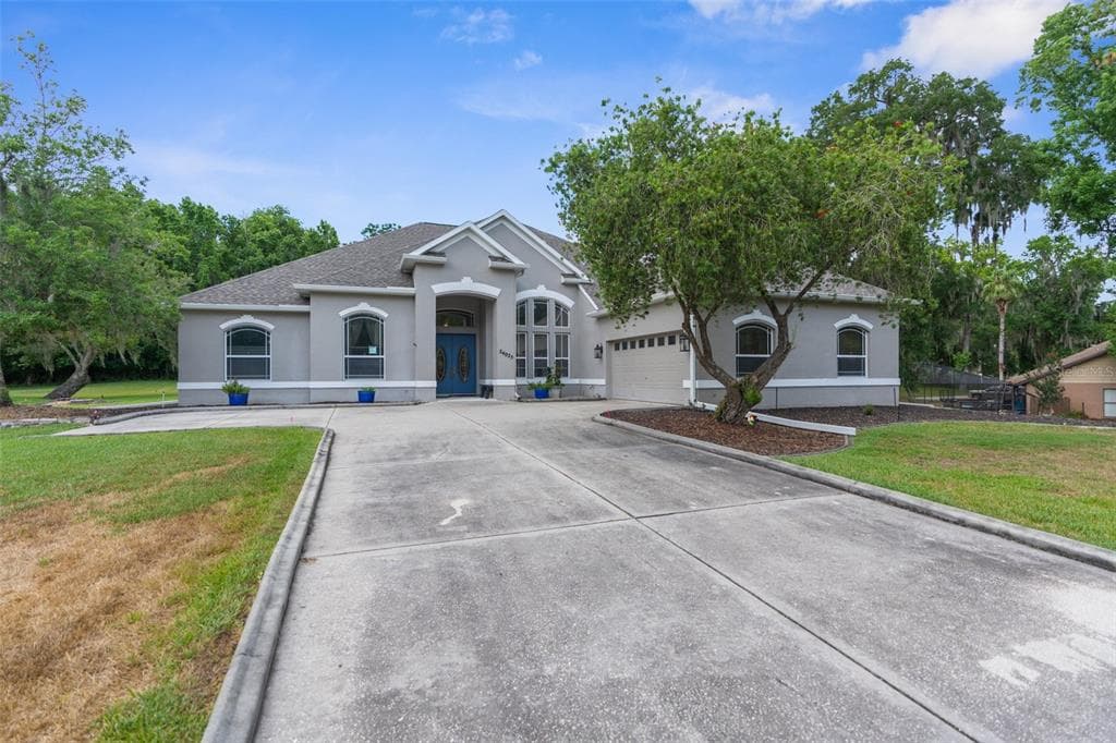 24025 EPPLEY DRIVE BROOKSVILLE, FL 34601