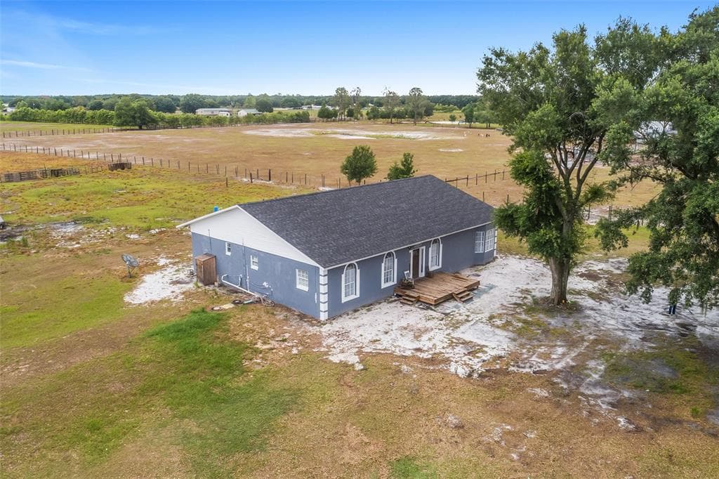 22 RIDGE ROAD FROSTPROOF, FL 33843