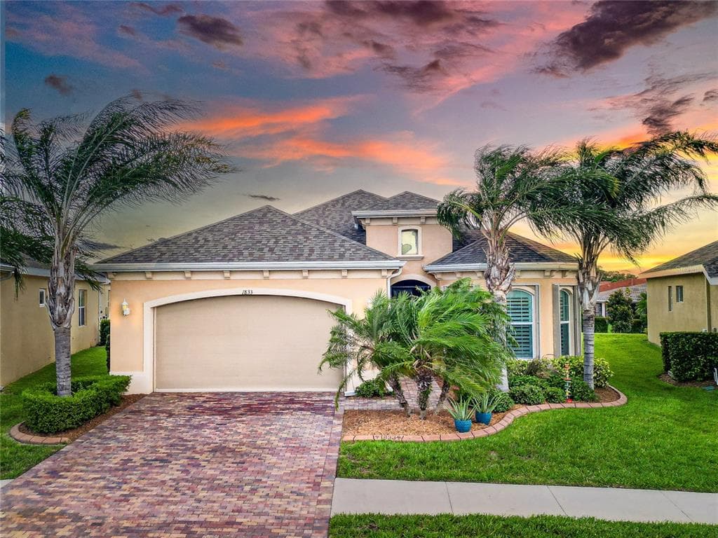 1833 PACIFIC DUNES DRIVE