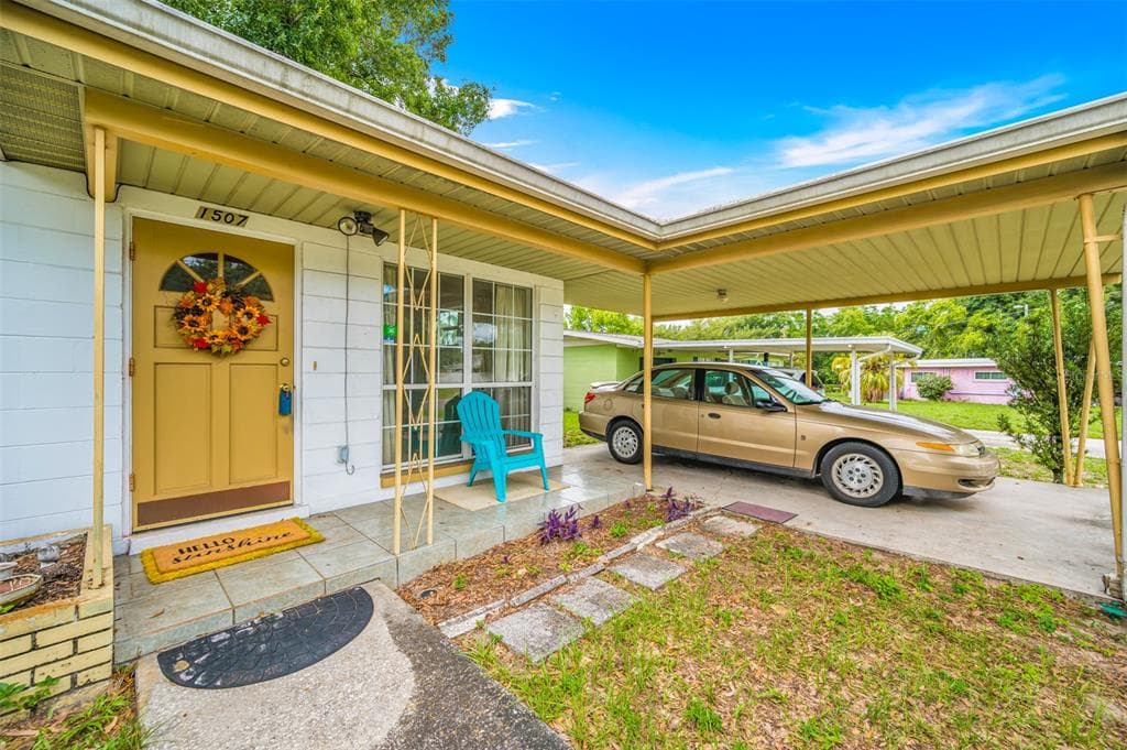 1507 HEATHER AVENUE TAMPA, FL 33612