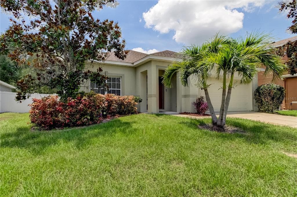5705 SWEET WILLIAM TERRACE LAND O LAKES, FL 34639