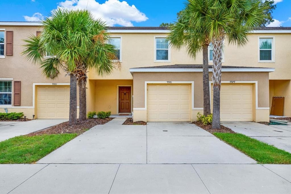 9981 HOUND CHASE DRIVE GIBSONTON, FL 33534