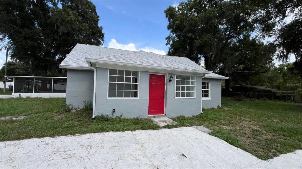 4817 N FALKENBURG ROAD TAMPA, FL 33610