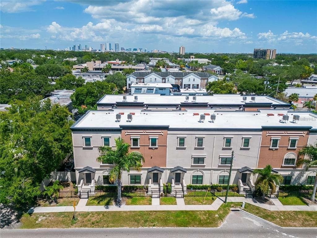 3421 W HORATIO STREET UNIT 109 TAMPA, FL 33609