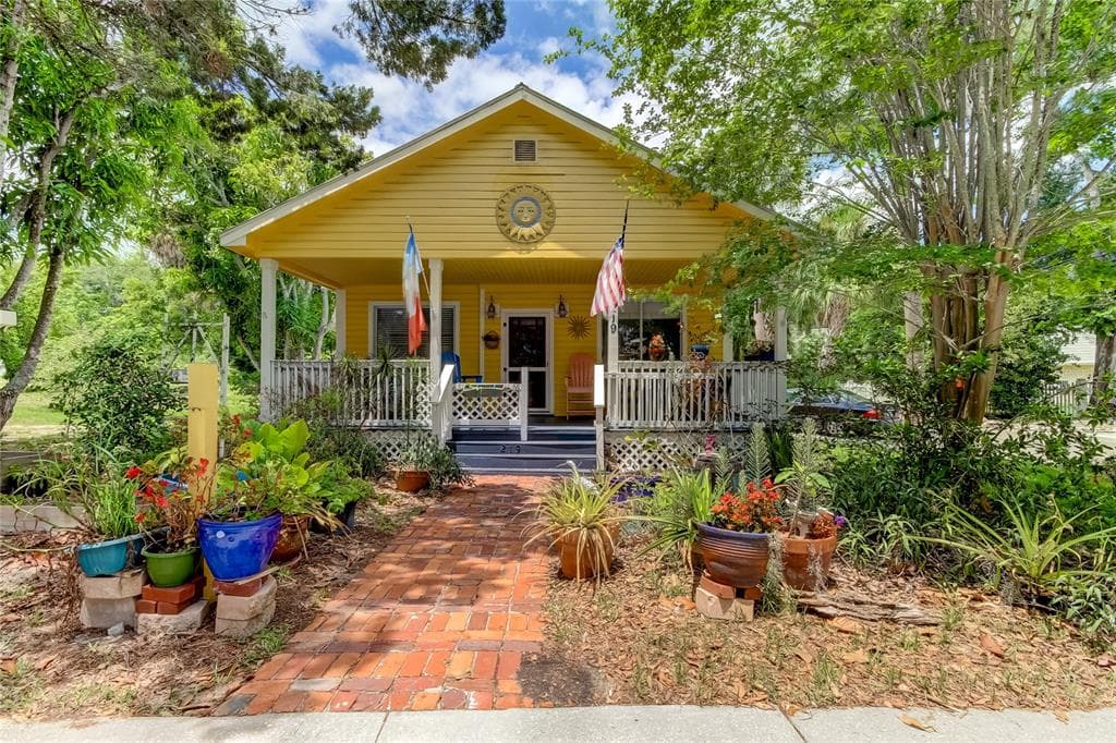 219 GRAND BOULEVARD
