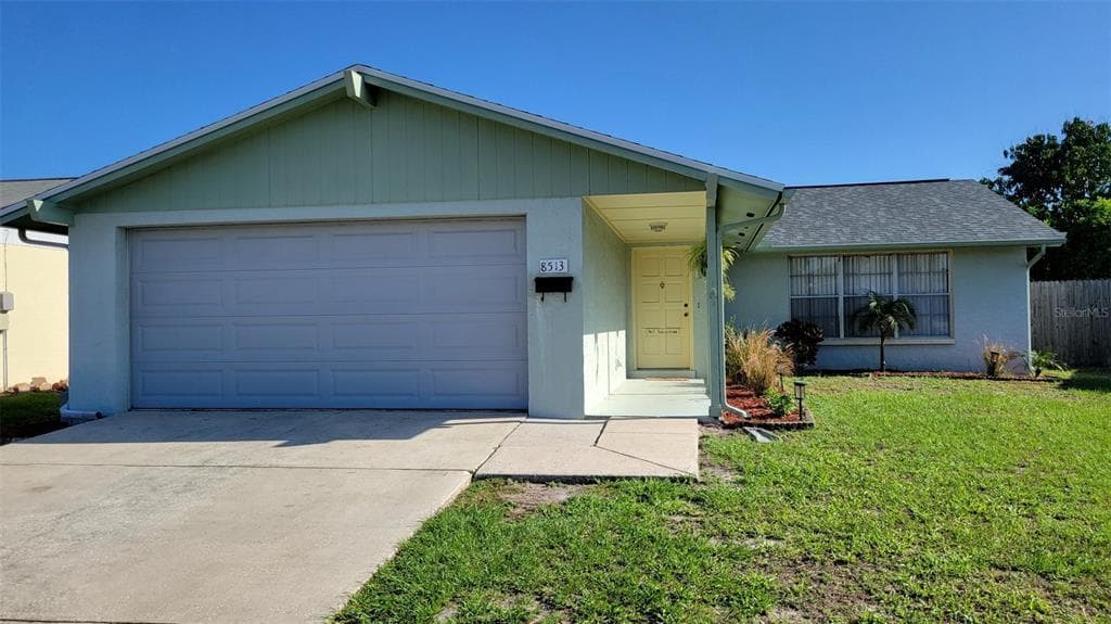 8513 WOODHURST DRIVE TAMPA, FL 33615