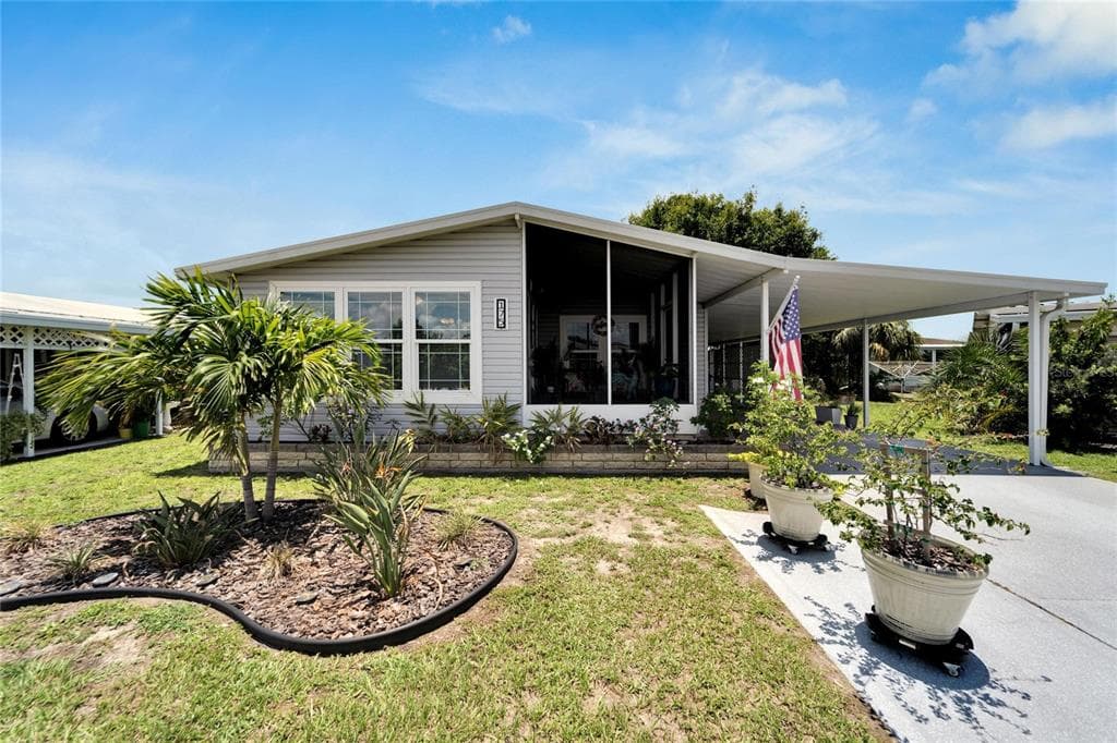 175 N SAINT THOMAS CIRCLE APOLLO BEACH, FL 33572