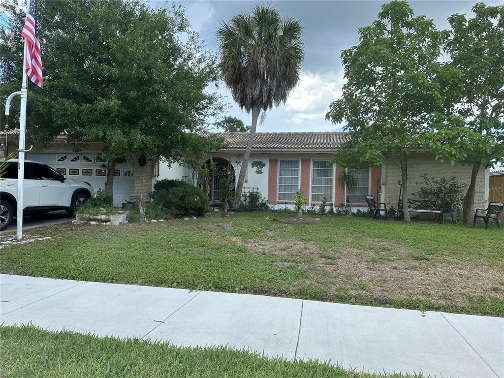 2181 WATEROAK DRIVE N CLEARWATER, FL 33764