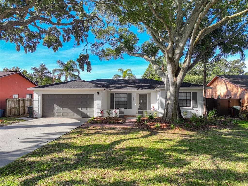 1453 SEASPRAY LANE DUNEDIN, FL 34698