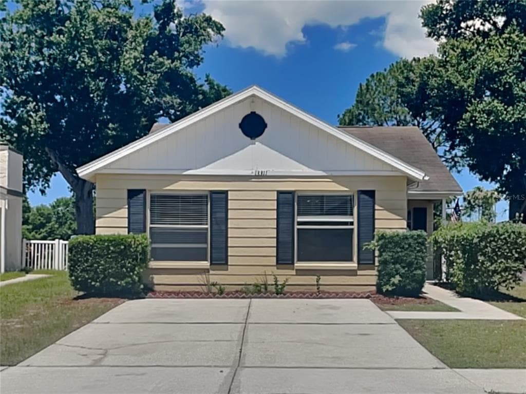 13311 LARAWAY DRIVE RIVERVIEW, FL 33579
