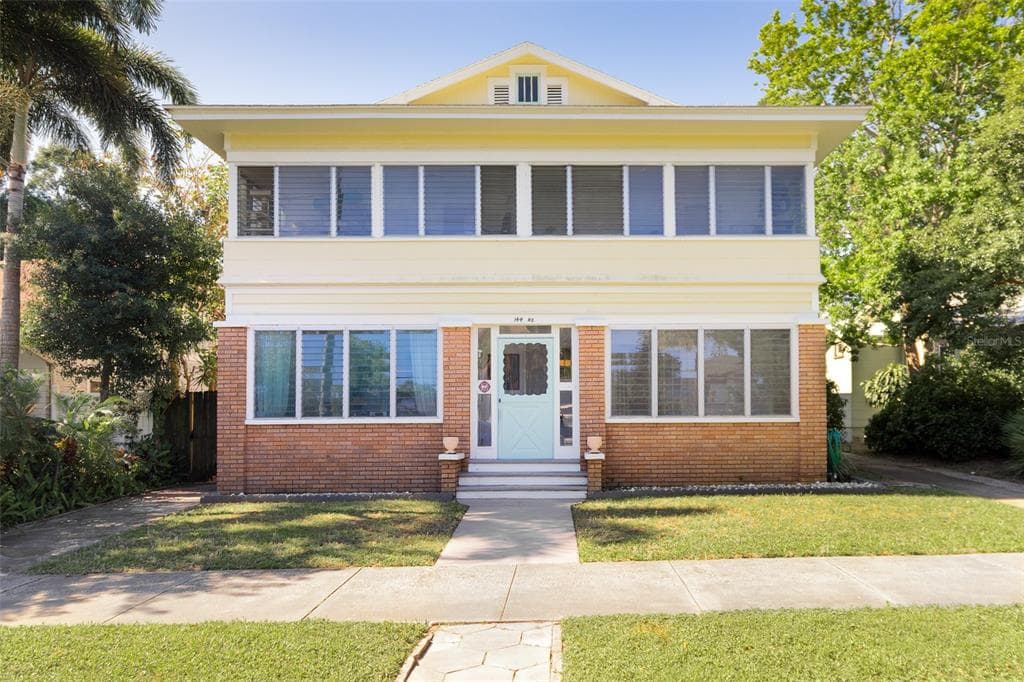 144 9TH AVENUE NE UNIT 1 ST PETERSBURG, FL 33701