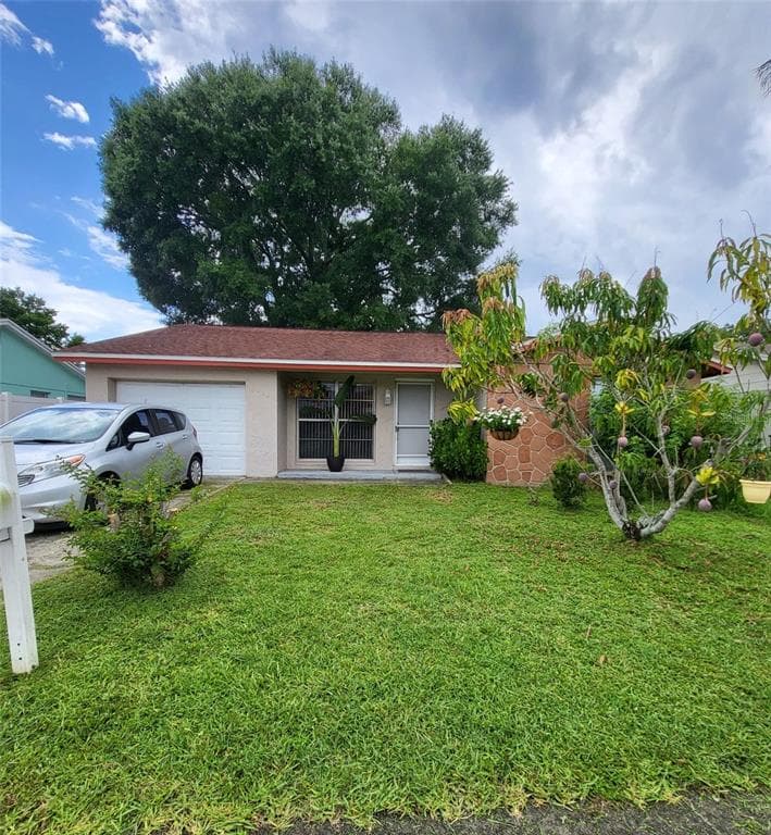 8912 SHADY TREE COURT