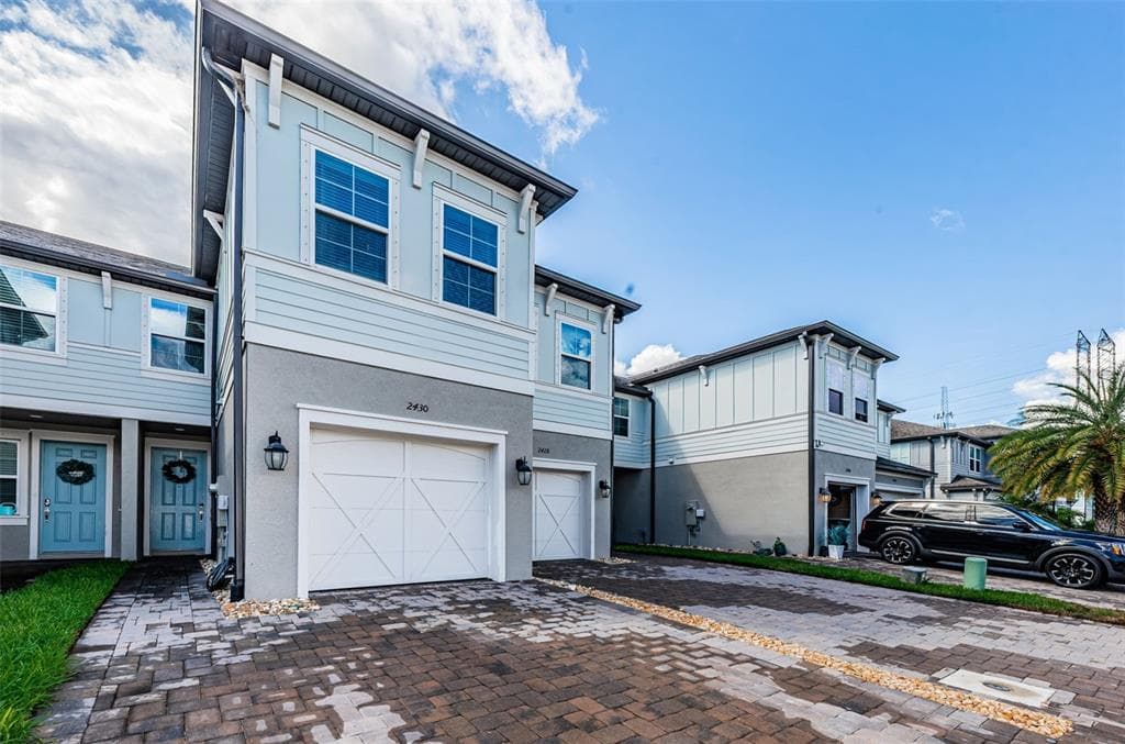 2430 FOGGY CREEK CIRCLE CLEARWATER, FL 33764