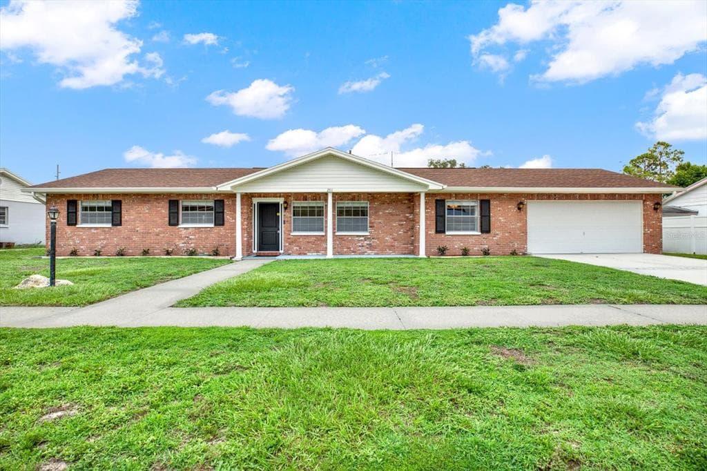 2511 GREENMOOR PLACE