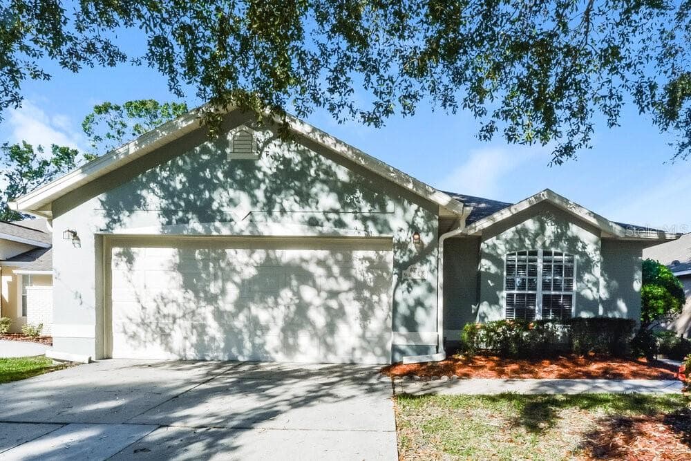 6031 SPRING CREEK COURT MOUNT DORA, FL 32757
