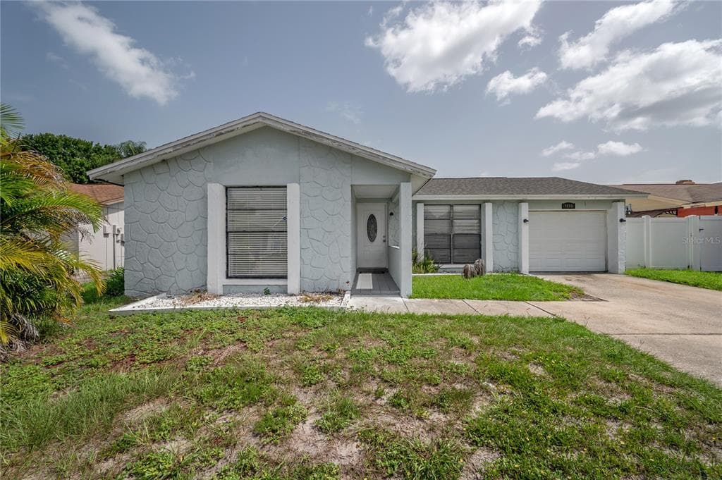 9213 SHELLGROVE COURT TAMPA, FL 33615