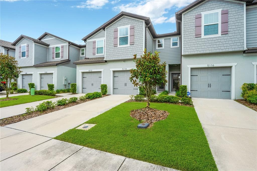 5114 SYLVESTER LOOP TAMPA, FL 33610