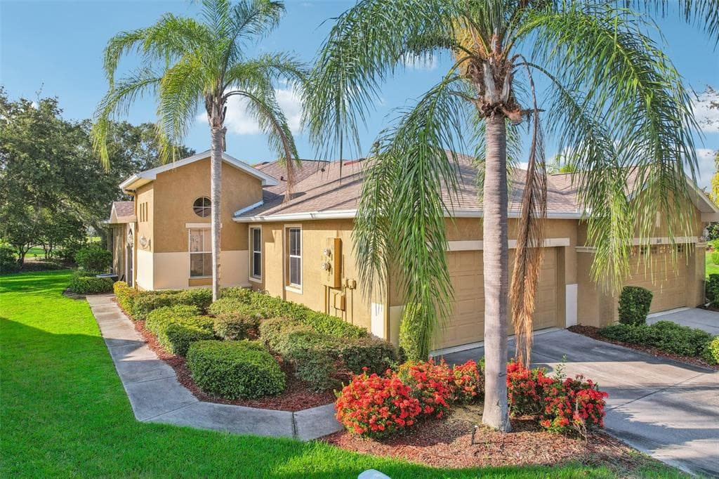1161 JAMESON GREENS DRIVE SUN CITY CENTER, FL 33573