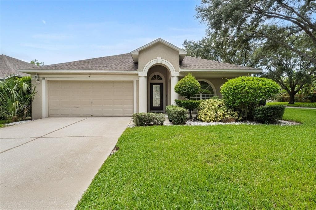 738 STRAW LAKE DRIVE BRANDON, FL 33510