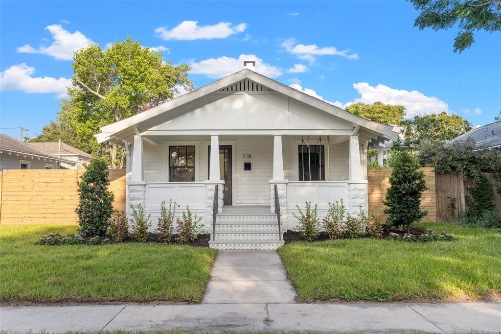 718 14TH STREET N ST PETERSBURG, FL 33705