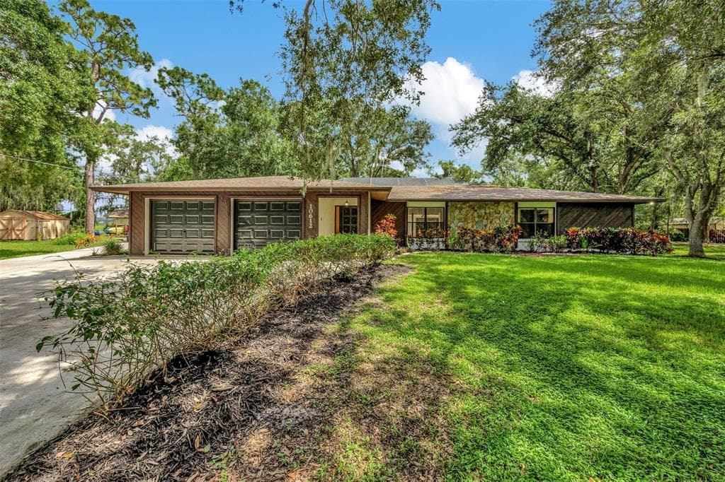 10612 FOREST RUN DRIVE