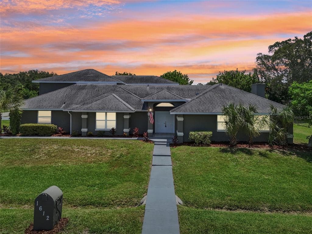 1612 18TH AVENUE W PALMETTO, FL 34221