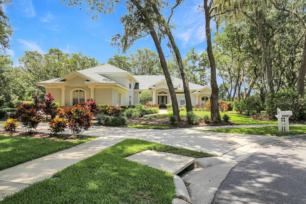 6034 HAMMOCK HILL AVENUE LITHIA, FL 33547