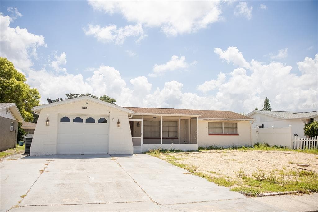 2936 FINCH DRIVE HOLIDAY, FL 34690
