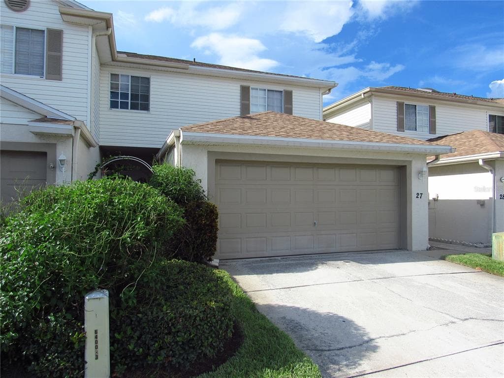 6400 46TH AVE N AVENUE N UNIT 27 KENNETH CITY, FL 33709